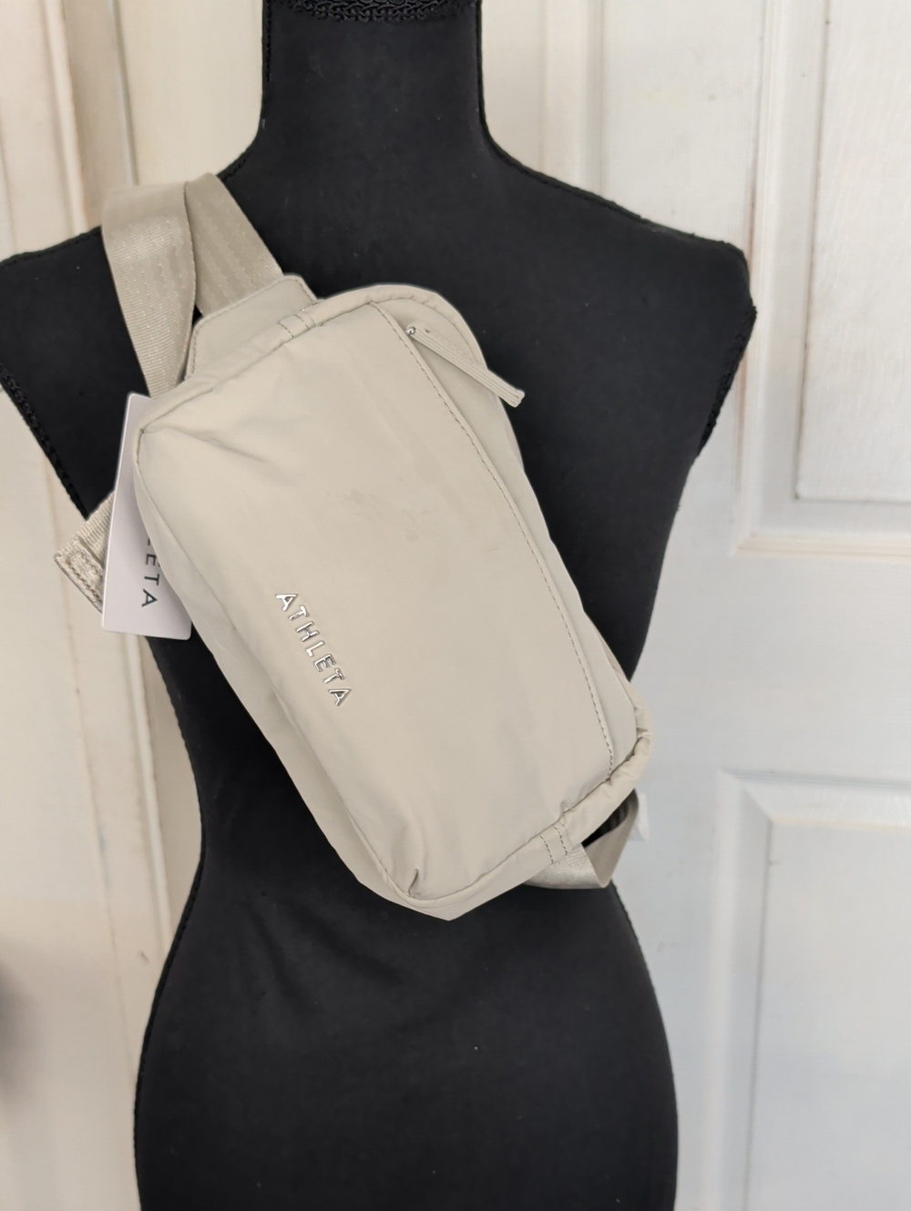 Athleta Excursion Belt Sling Bag